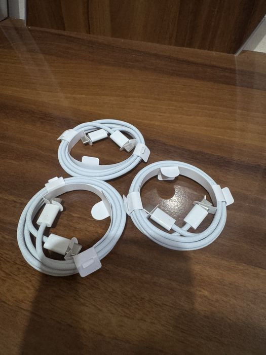 Vand cabluri iphone 15/16/17 originale