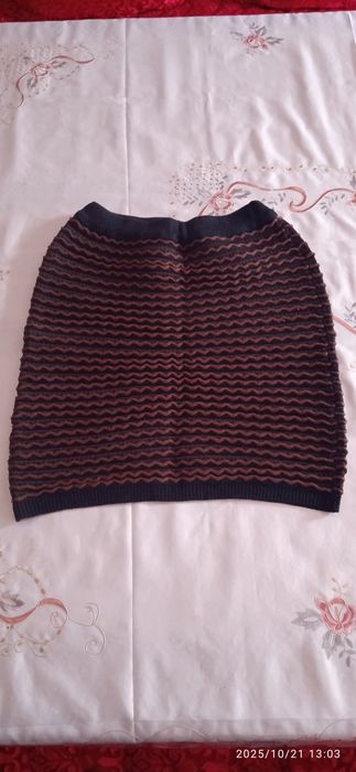 Kiyimlar sotiladi 30 40 mingdan berib yuboraman