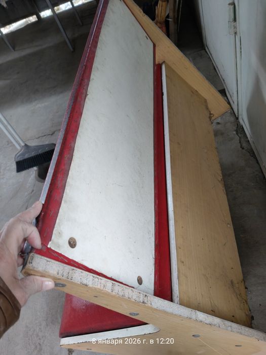 Диванчики деревянные