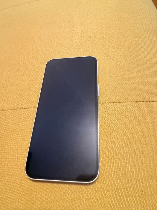 iPhone 14 128GB Starlight - Impecabil, Baterie 90%, Cutie completă si garantie