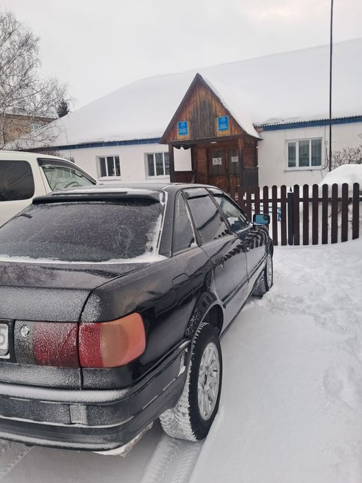Продам ауди 80 в4