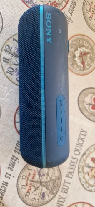 Преносима колонка SONY