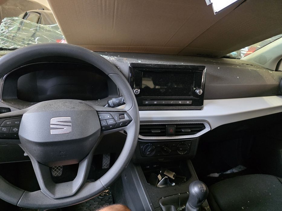 Seat Ibiza FR 1.0 tsi facelift 2025 НА ЧАСТИ