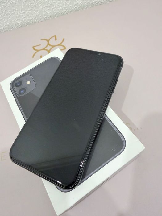 Продам iphone 11 128