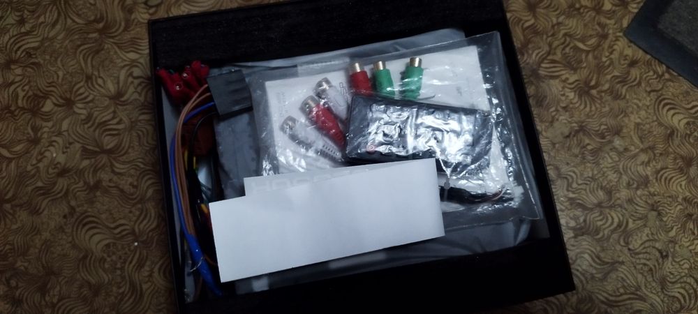 Автомагнитола aura venom