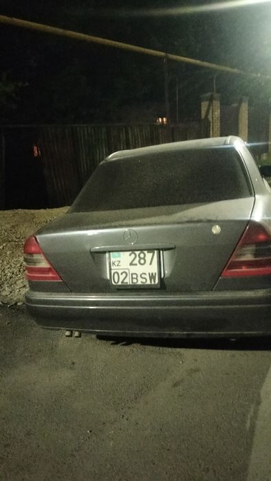 Продам машину срочно