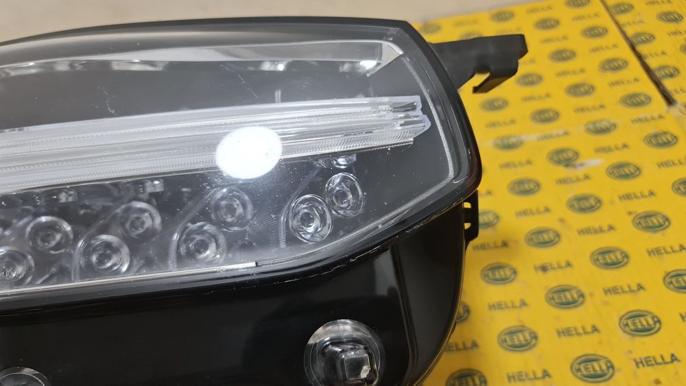 Far full led matrix active high beam Volvo XC90 2 II 32228689 modul