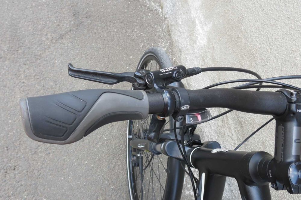 Bicicleta Trekking Raleigh Rushour
