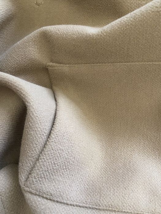 Кашемировое пальто цвета Camel