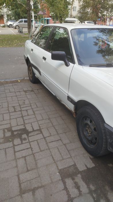 Продам Ауди 80 б3