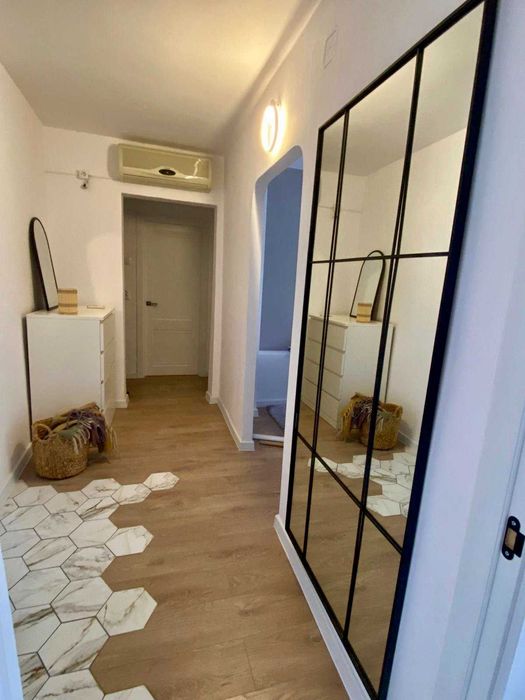 Apartament  decomandat centru