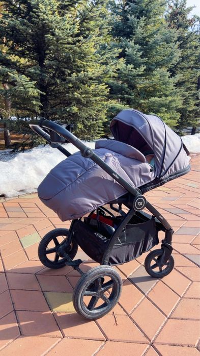 Продам коляску Tomix Walker