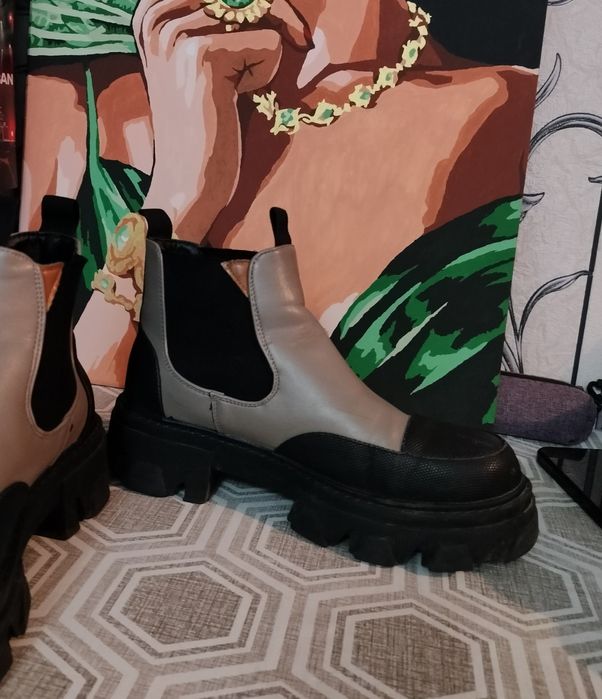 Осенние женские ботинки