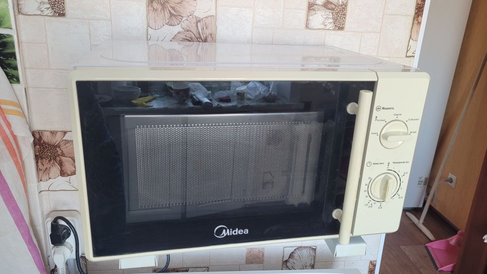 Микроволновка б/у