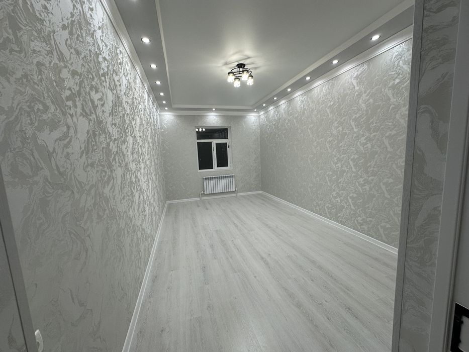 Urganch shaxarda 2 etaj va podval li hovli joy sotiladi