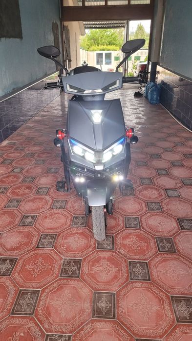 Электроскутер 72в 32а аккумляторы