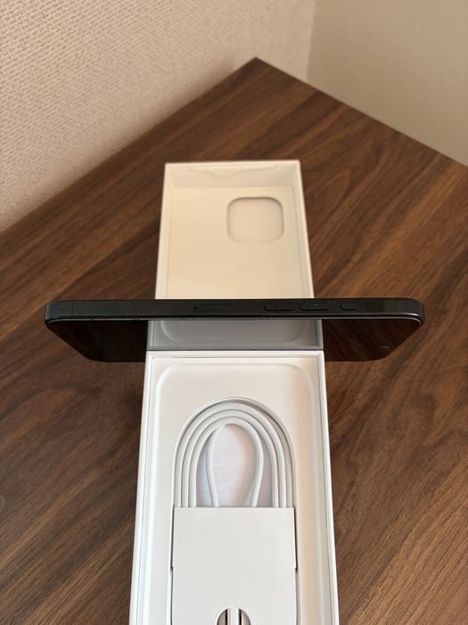 Iphone 16 Pro Max  Black Titanium 256 Gb