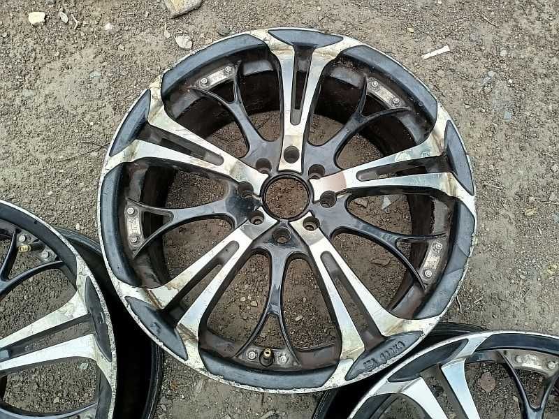 Продам легкосплавные диски R17.