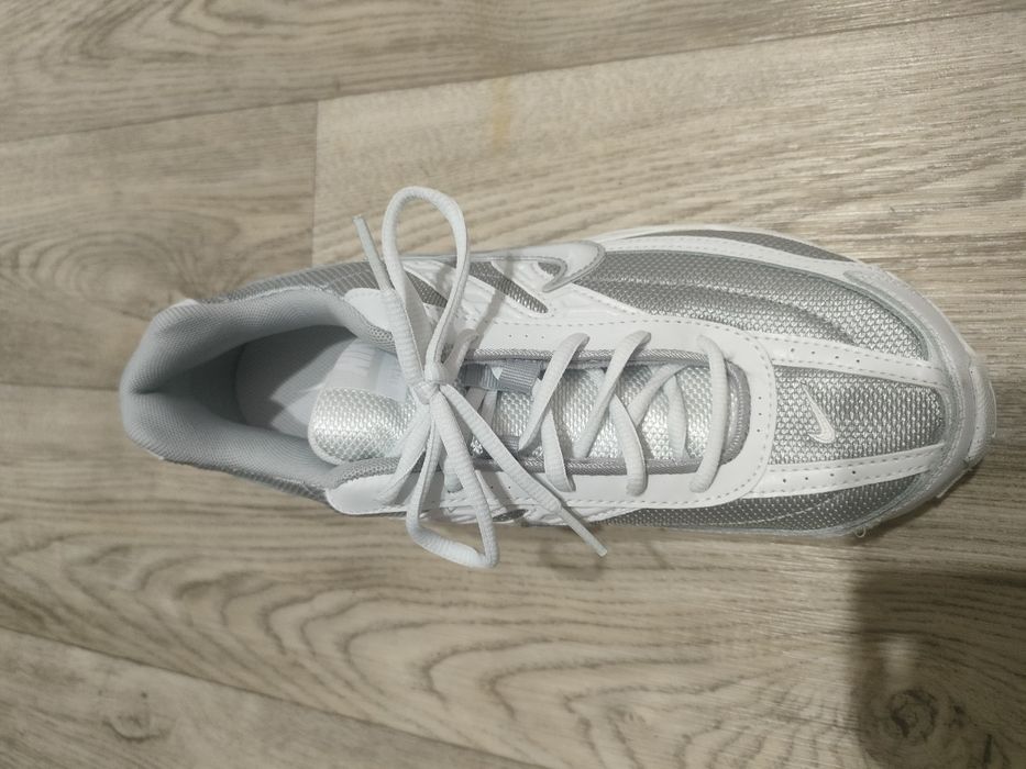 Nike initiator белые, 42 размер