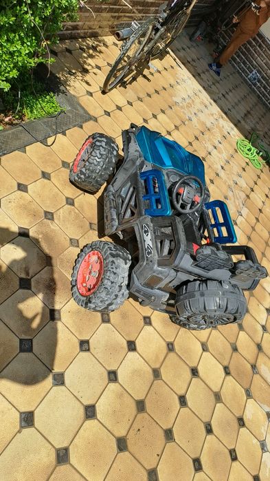 Болалар машинаси