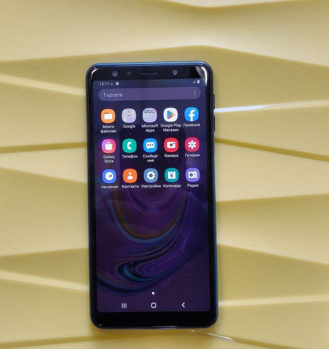 Продавам Samsung Galaxy A7 2018 / SM-A750FN / Dual SIM / Перфектно състояние + 2 кейса