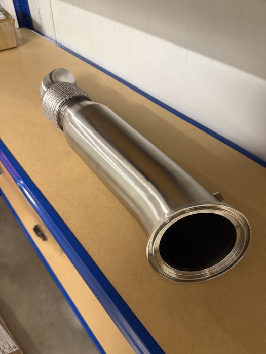 BMW  F30/G30/F22/F22/F32/F36/G11 Catless Downpipe   PLUG AND PLAY