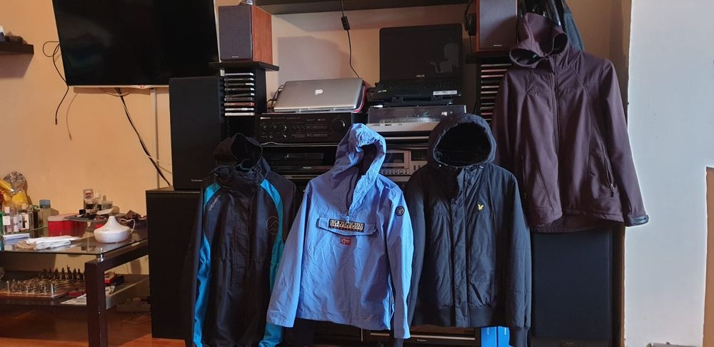 Geaca napapijri,mammut haglofs,jack,napapijri,vaude,Columbia.