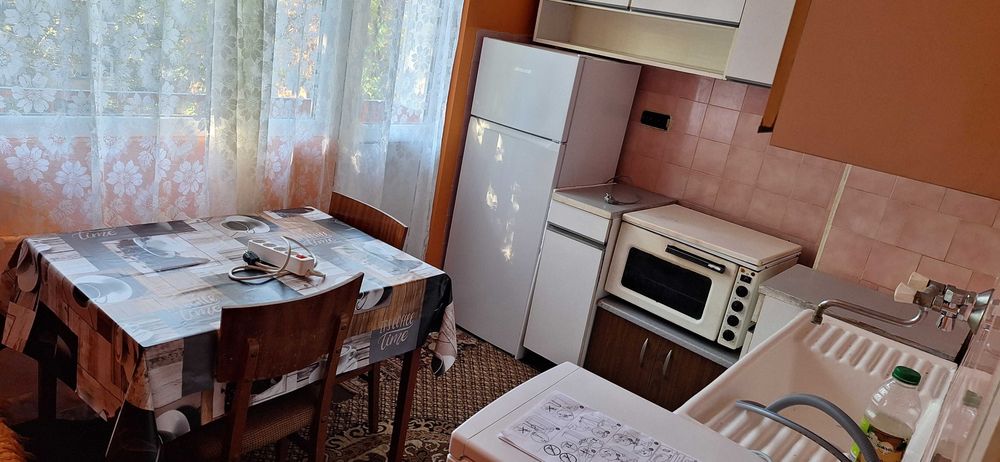 Дава се под наем Едностаен апартамент в Плевен, Идеален център - 40 кв.м за 204 € - Снимка #4