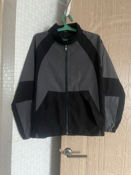 Ветровки разные размеры.