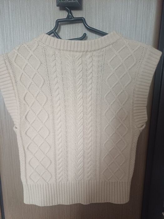 Жилетка Guess S размер