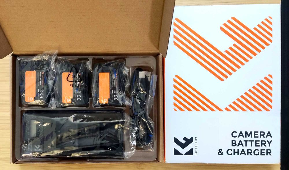 Sony NP-FZ100 - комплект 3бр батерии + тройно зарядно