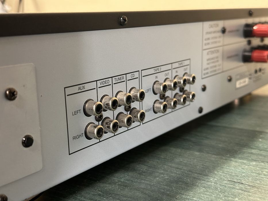 Стерео Усилвател Harman/Kardon HK 620