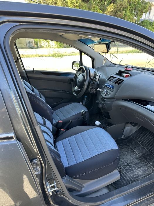 Продаётся автомобиль спарк