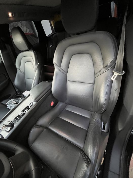 Interior / Scaune / Banchete Volvo 2017+ din piele