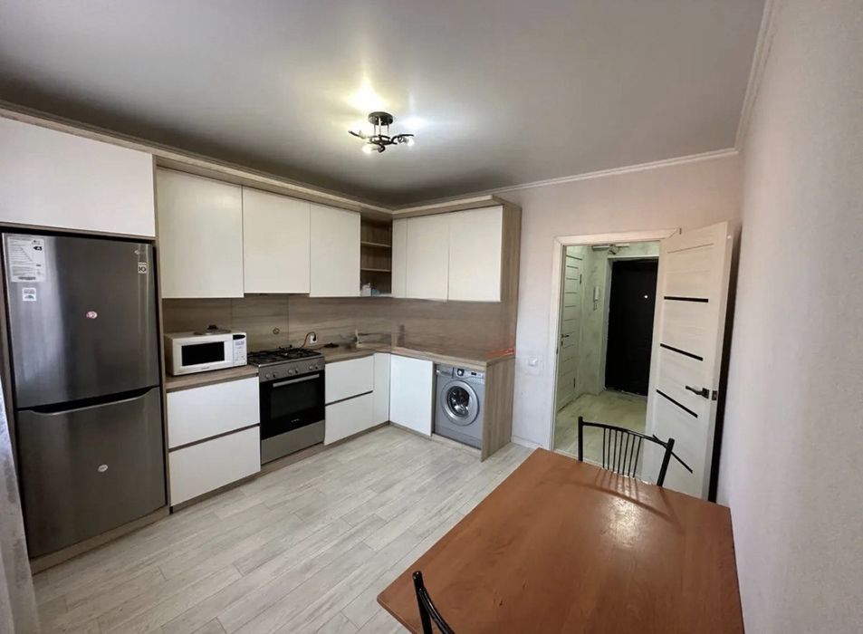 1 комнатная -3 школа Daimond