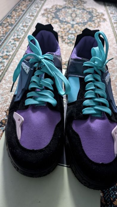 Мужские кроссовки