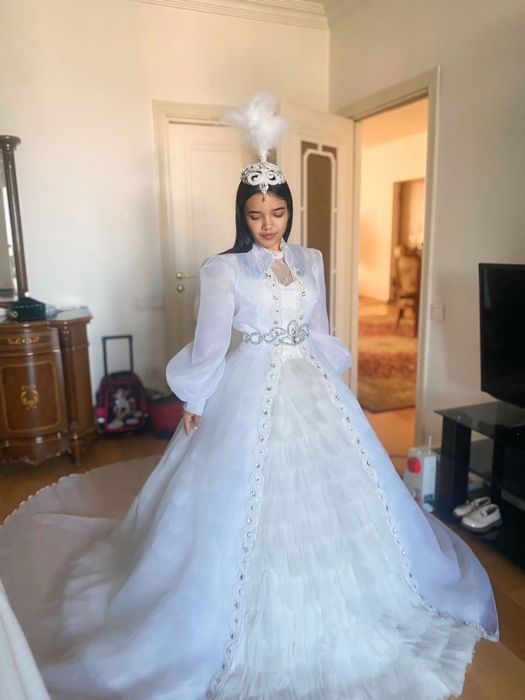 Платья на ұзату. Разные