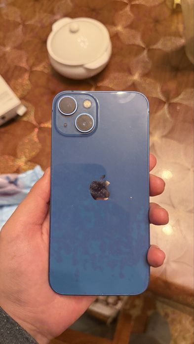 Продается айфон 13