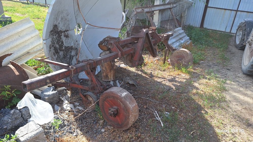 Продам культиватор