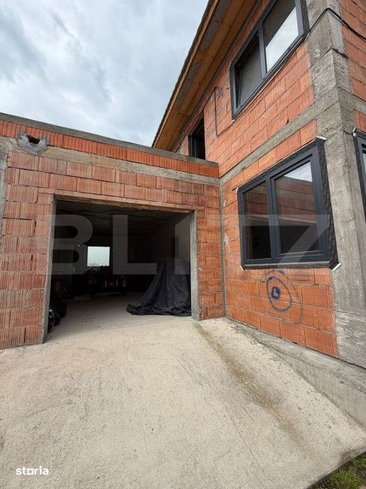 Casa 180 mp, teren 793 mp, zona centrala Campia Turzii