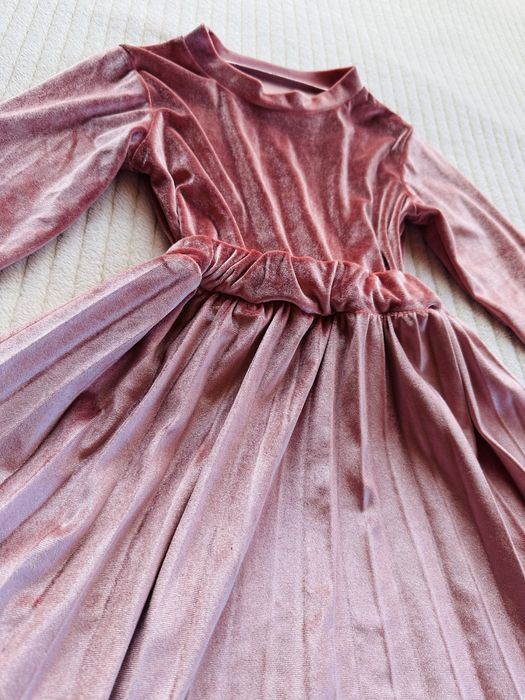 Детски рокли и елек