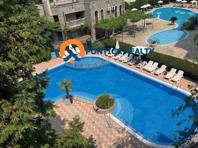 Голям двустаен апартамент в Слънчев Бряг