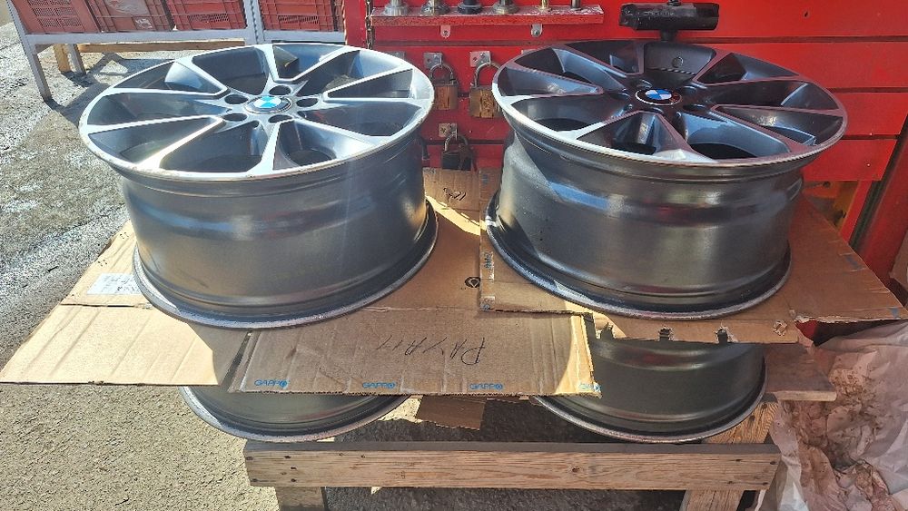 Диск от бмв х5 с резиной R19