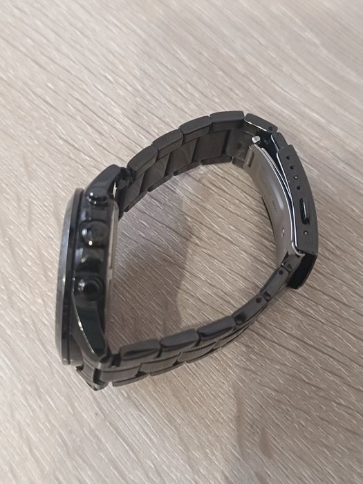 Кварцевые часы Casio Edifice