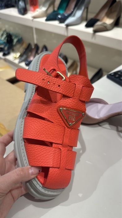 Nursace сандали!!!оригинал.