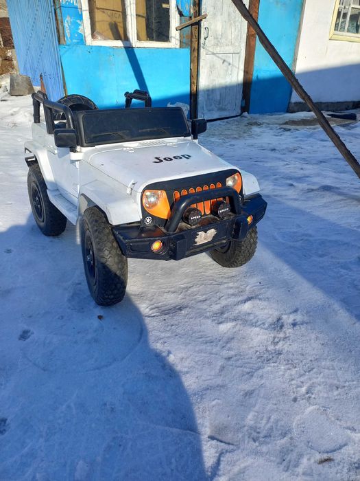 Детскии машина с