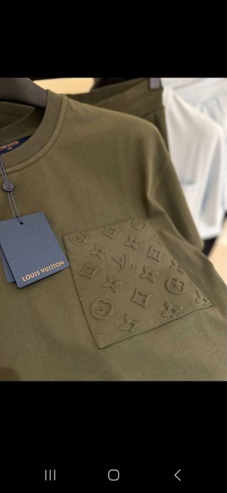 Compleu Louis  Vuitton calitate premium