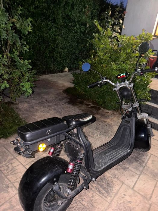 Vand Moped 1500kw, 2 baterii 20AH, fara defecte
