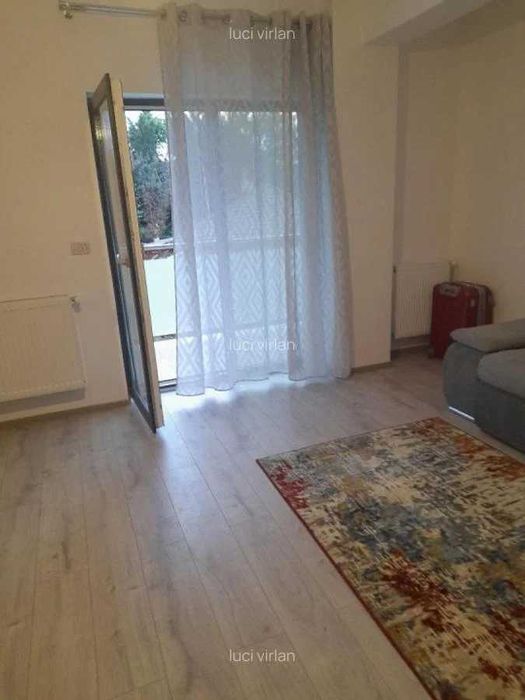 Apartament de inchiriat, 1 camera 42 m2 , mobilat, cu acces la parcare