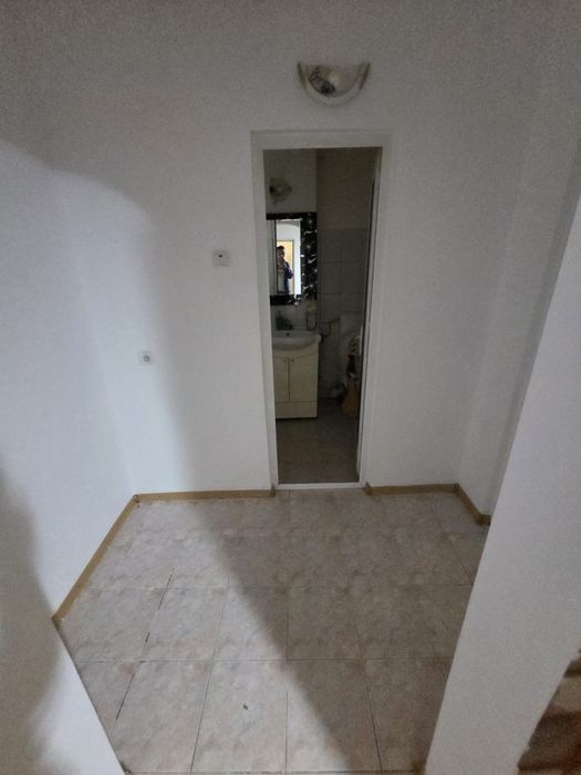 Inchiriez apartament 2 camere confort 1